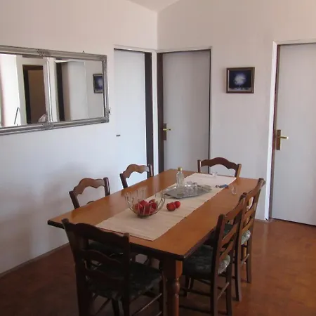 In 5379 Crikvenica