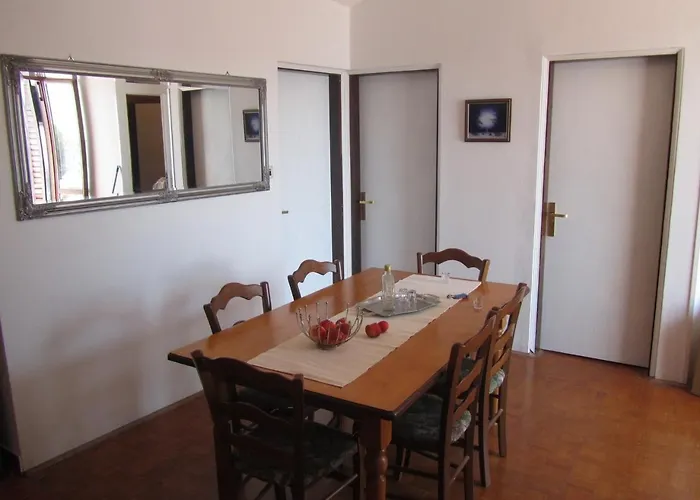 In 5379 Crikvenica